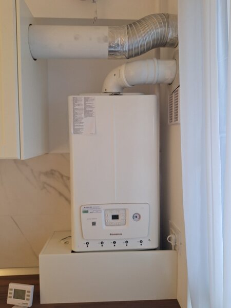 Viilor Garsoniera Complex Novum Viilor  Bloc Nou- Prima Inchiriere